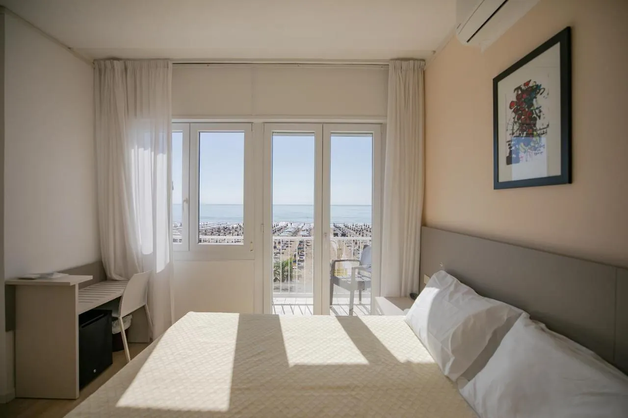 Hotel Boston 3 Stelle Superior Frontemare Lido di Jesolo