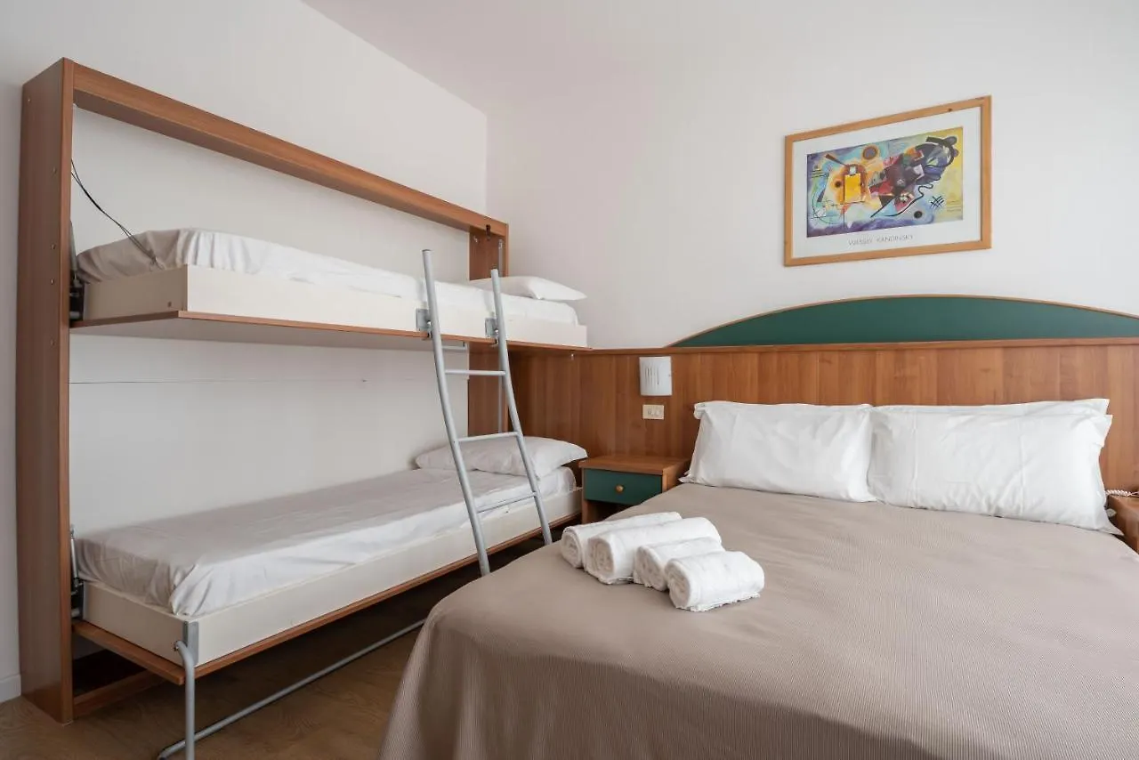 Hotel Boston 3 Stelle Superior Frontemare Lido di Jesolo