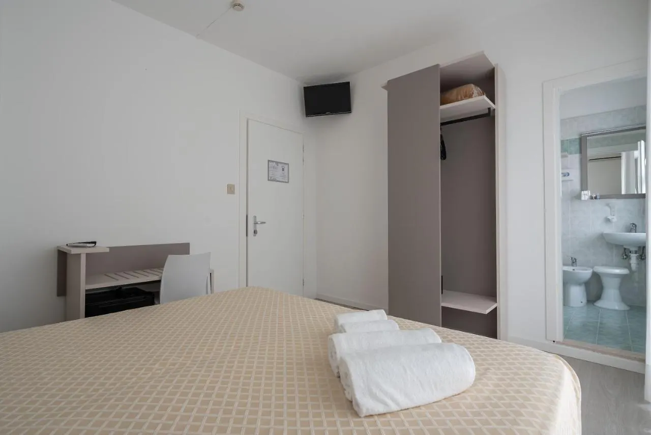 Hotel Boston 3 Stelle Superior Frontemare Lido di Jesolo