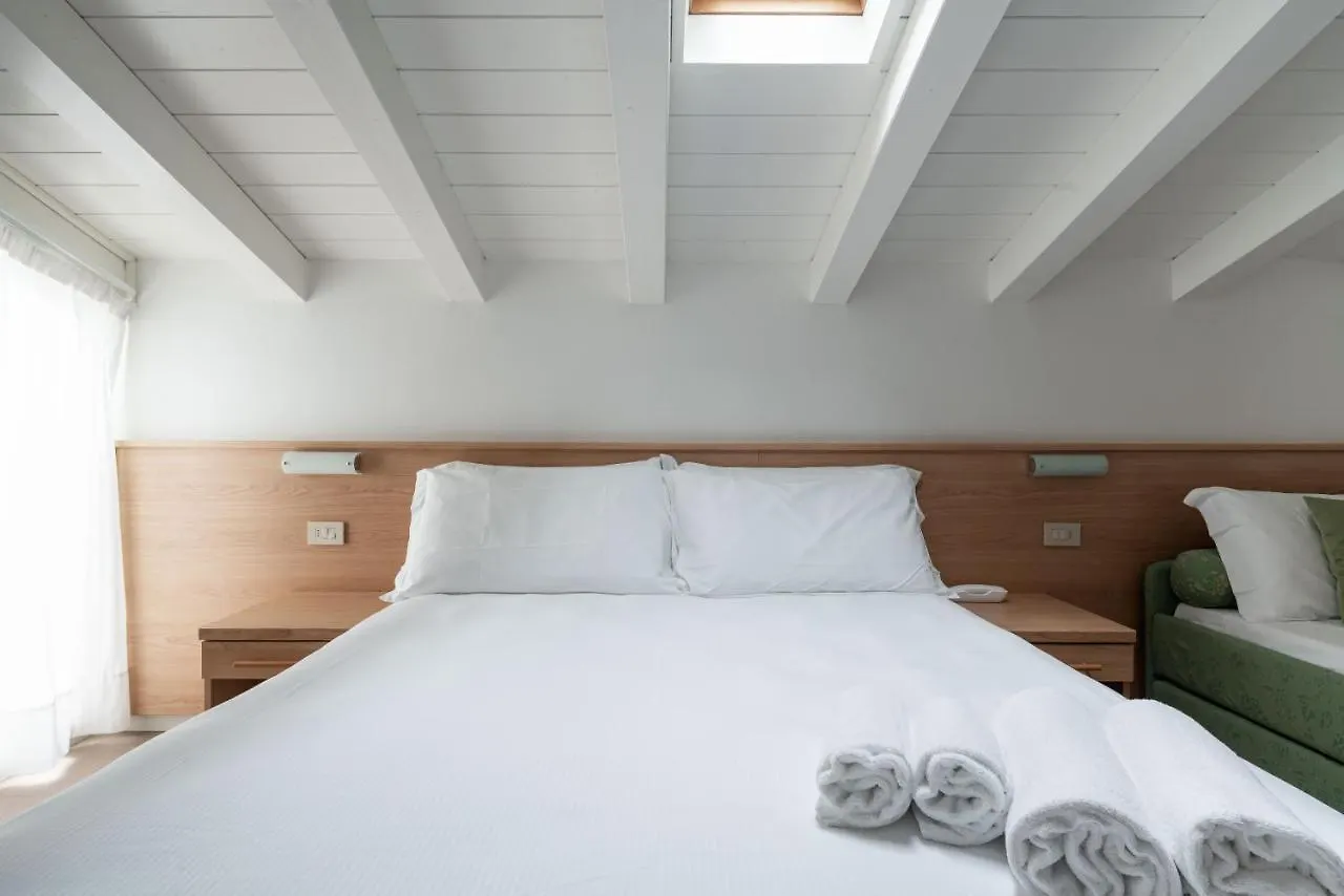 Hotel Boston 3 Stelle Superior Frontemare Lido di Jesolo