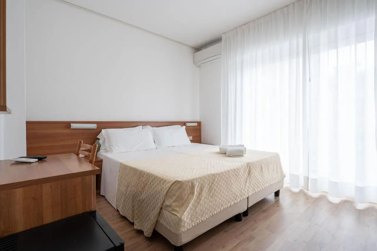Hotel Boston 3 Stelle Superior Frontemare Lido di Jesolo