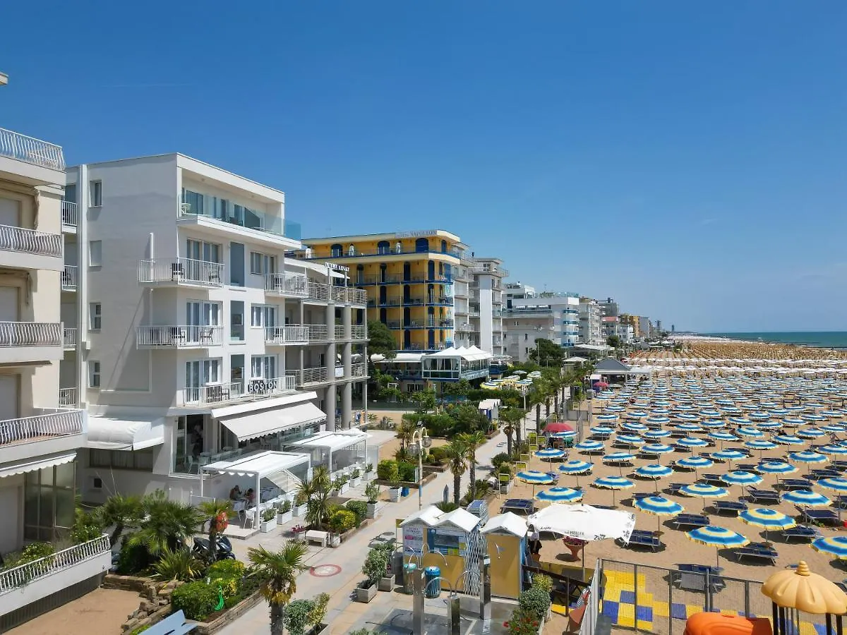 Hotel Boston 3 Stelle Superior Frontemare Lido di Jesolo
