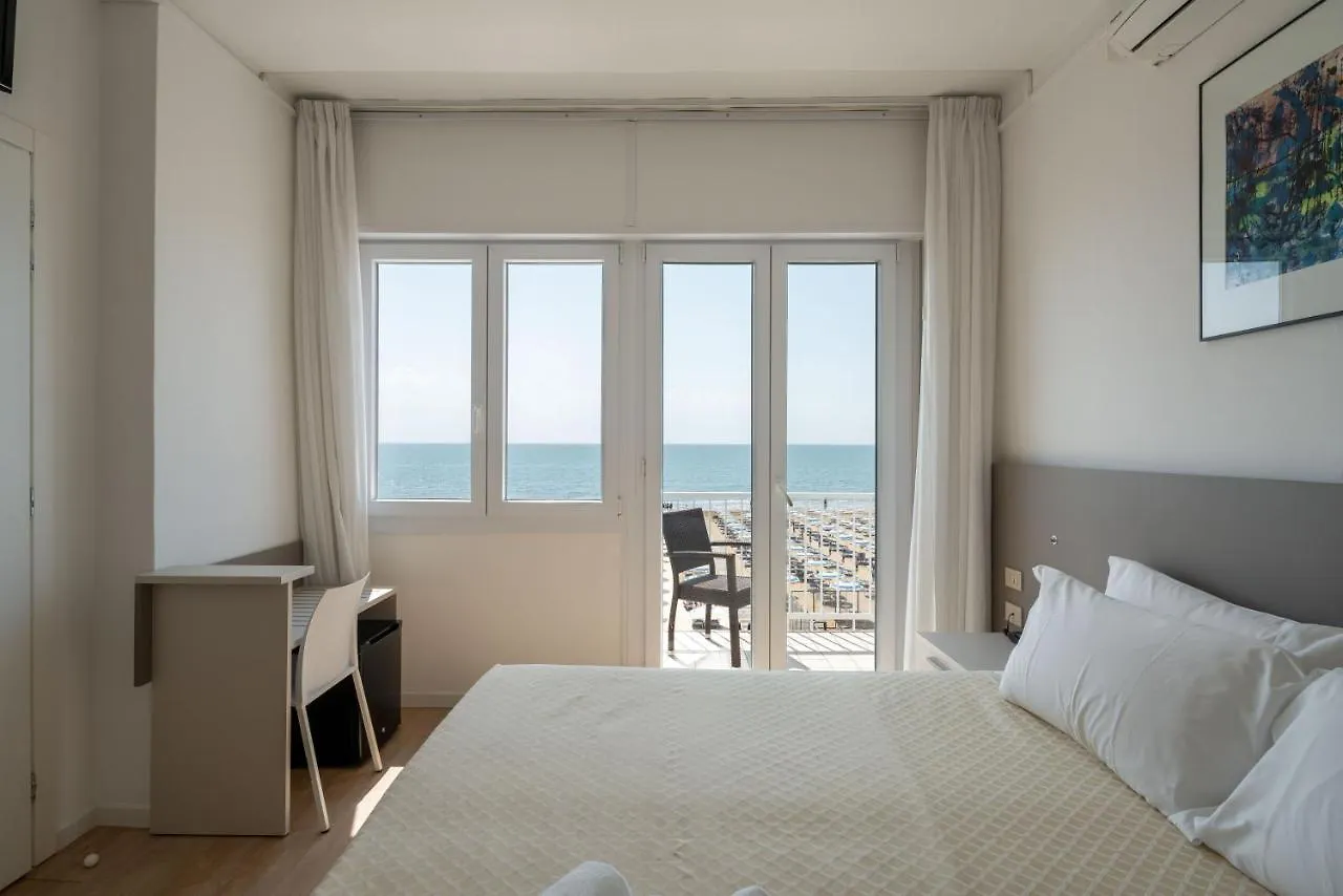 Hotel Boston 3 Stelle Superior Frontemare Lido di Jesolo