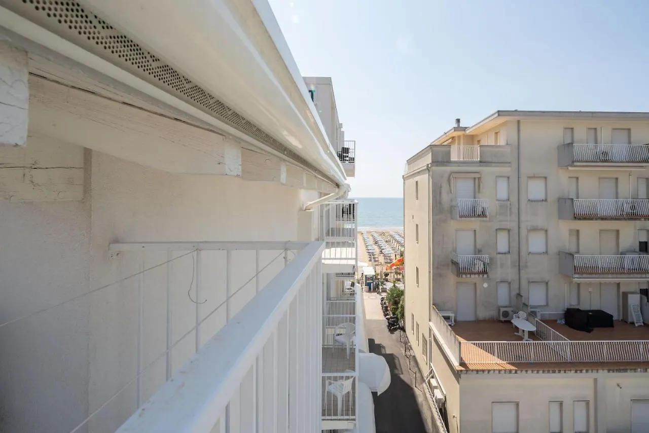 Hotel Boston 3 Stelle Superior Frontemare Lido di Jesolo
