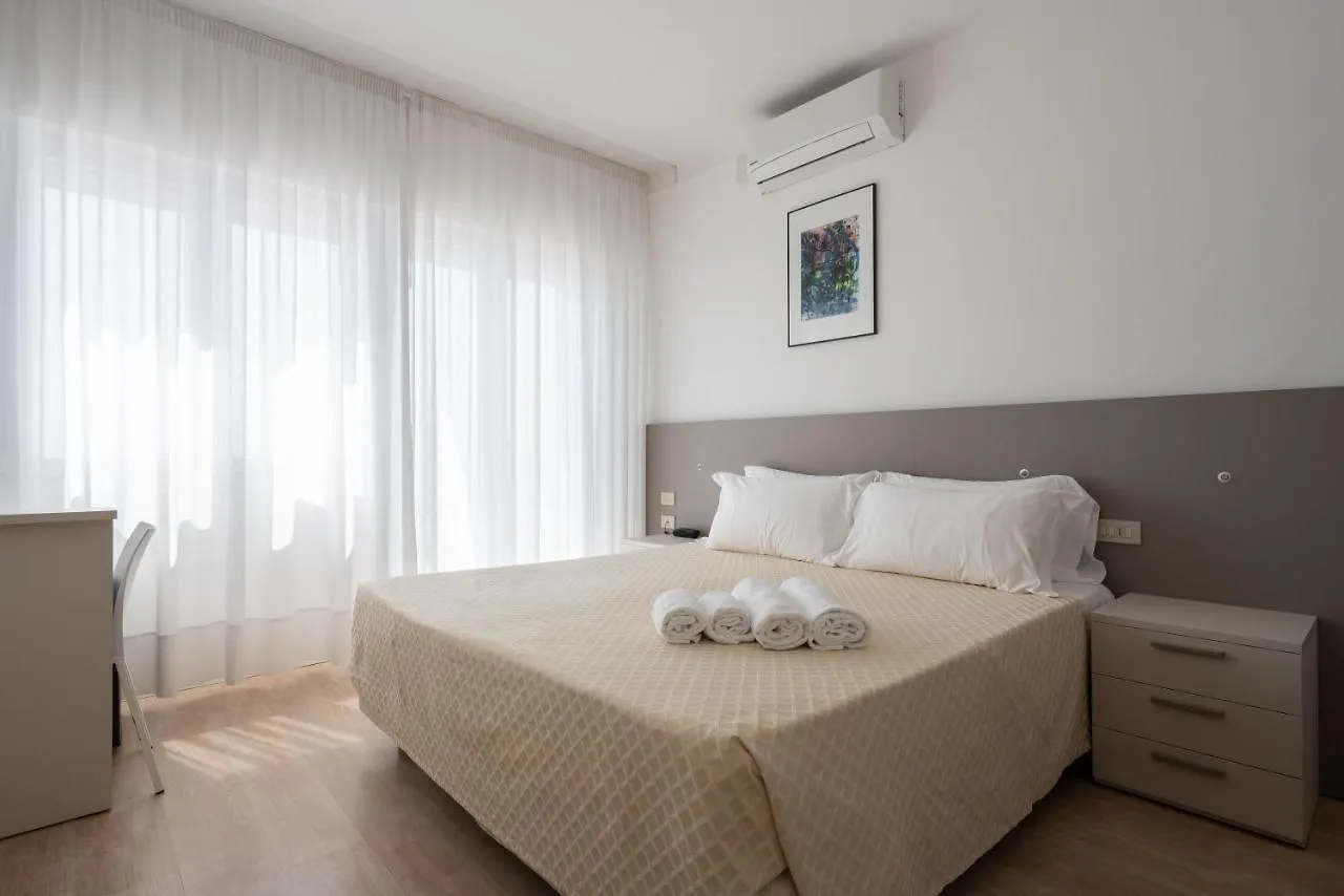 Hotel Boston 3 Stelle Superior Frontemare Lido di Jesolo