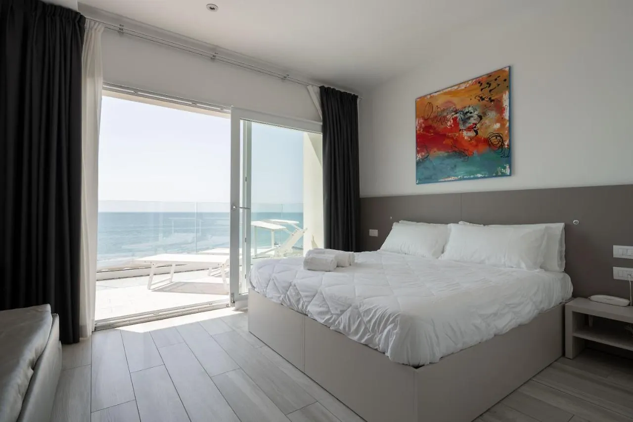 Hotel Boston 3 Stelle Superior Frontemare Lido di Jesolo
